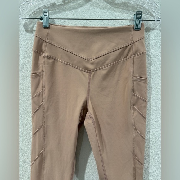 Free People Movement On Cloud Nine Nude Cream Yoga Athletic Leggings Size XS - Picture 3 of 16